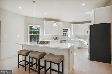 5506 D St SE, Washington, DC 20019 - photo 2