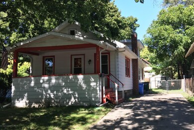 1215 Parkview St, Lansing, MI 48912 - photo 2