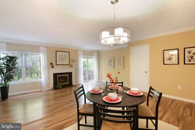 18603 Winding Creek Place, Germantown, MD 20874 - photo 3