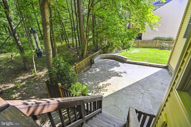 3019 Ashburton Manor Dr, Herndon, VA 20171 - photo 4