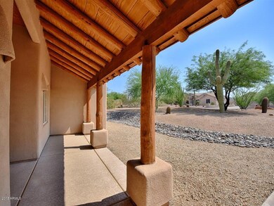 007_Front Patio