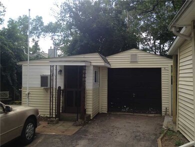 Parking Lot/Garage.