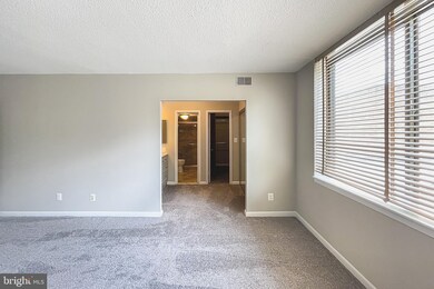 3709 S George Mason Dr unit 213E, Baileys Crossroads, VA 22041 - photo 6