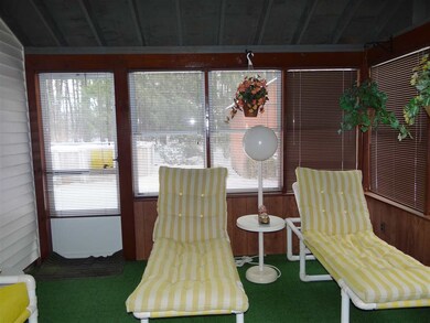 46 Cheyenne Dr, Nashua, NH 03063 - photo 5