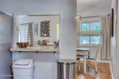 2715 Chatham Rd, Lansing, MI 48910 - photo 6