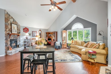 48799 Wentworth Dr, Mattawan, MI 49071 - photo 4