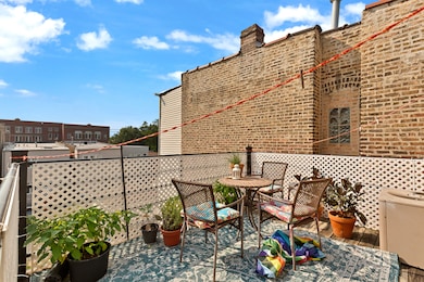 1422 N Maplewood Ave, Chicago, IL 60622 - photo 6