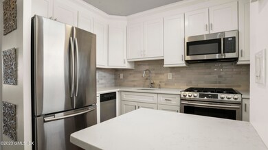 Bedford Towers Condominium unit 7P, Stamford, CT 06901 - photo 6