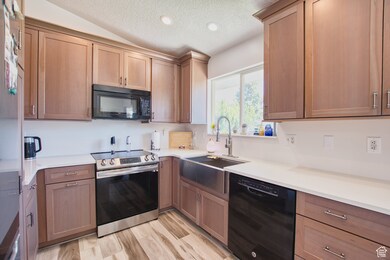2208 N 825 E, Lehi, UT 84043 - photo 5