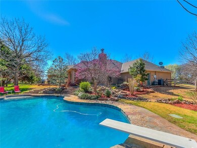 1801 Silver Oaks Dr, Edmond, OK 73025 - photo 3