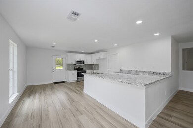 20017 Sanchez Rd, Alvin, TX 77511 - photo 4