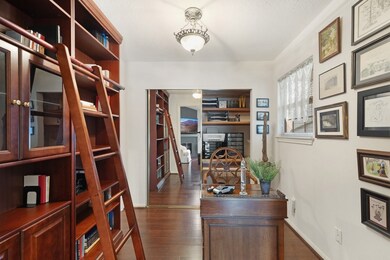 2323 Fairwind Dr unit 858, Houston, TX 77062 - photo 7