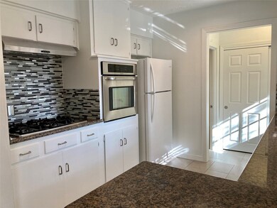 3006 Carlford Cir, Houston, TX 77018 - photo 5