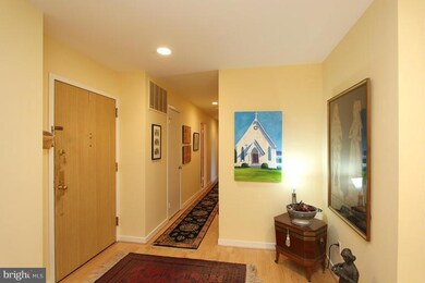 11500 Fairway Dr unit 207, Reston, VA 20190 - photo 5