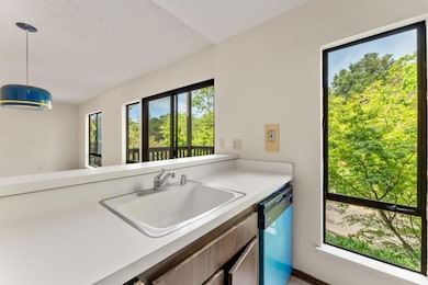 78 Pearce Mitchell Place, Stanford, CA 94305 - photo 6