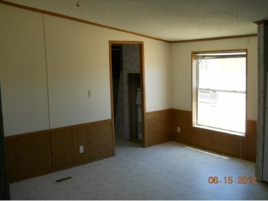 24225 N Cleveland St, Paulden, AZ 86334 - photo 4