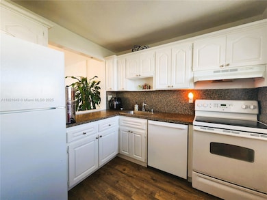 Waterway Plaza unit 506, Miami Beach, FL 33141 - photo 4