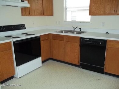 2396 Townsquare Dr, Jacksonville, FL 32216 - photo 3