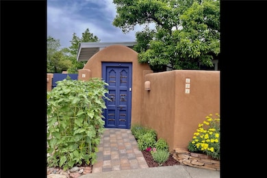641 W San Francisco St, Santa Fe, NM 87501 - photo 2