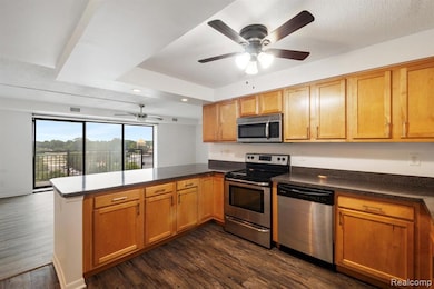 16400 N Park Dr unit 810, Southfield, MI 48075 - photo 4