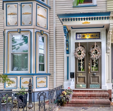 24 Thomas Park, Boston, MA 02127 - photo 2