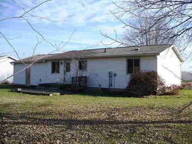 305 Bluebird Ln, Loyal, WI 54446 - photo 2