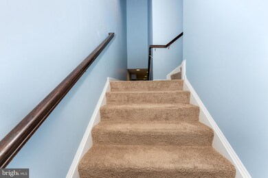 9006 Endicott Place, Lorton, VA 22079 - photo 4