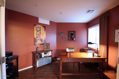 Office alt layout