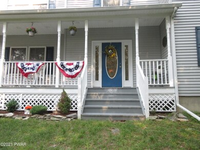 152 Arbutus Ln, Milford, PA 18337 - photo 2