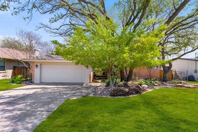 6584 Axton Ln, Dallas, TX 75214 - photo 2