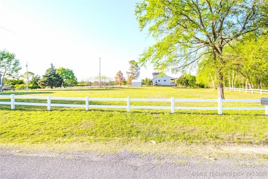 34 E 1145 Rd, Eufaula, OK 74432 - photo 2