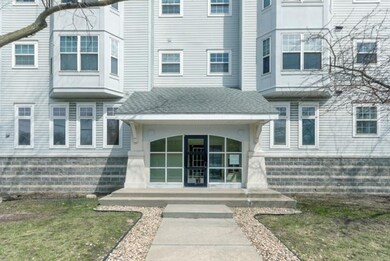 350 W Wilson St unit 301, Madison, WI 53703 - photo 2