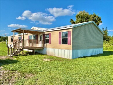 209 N G Berryman St, Whitefield, OK 74472 - photo 3