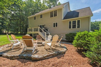 4 Ellsworth Ln, Pelham, NH 03076 - photo 3