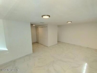 1530 Ryar Rd unit 3, Jacksonville, FL 32216 - photo 2