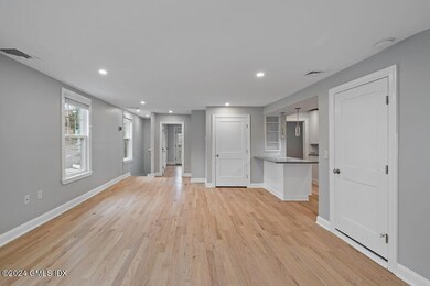 280 Davis Ave unit 2, Greenwich, CT 06830 - photo 4