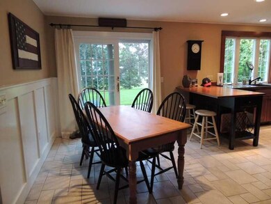 38 Edgewood Dr, Brewer, ME 04412 - photo 4