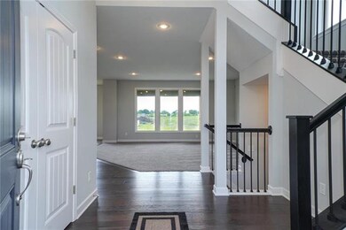 4426 SW Amethyst Dr, Lee's Summit, MO 64082 - photo 4