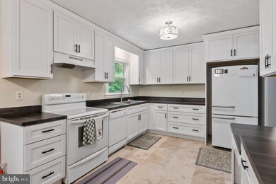 26488 Yowaiski Mill Rd, Mechanicsville, MD 20659 - photo 5