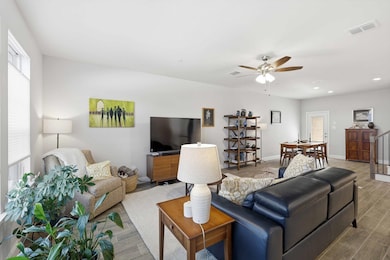 6092 Bursey Rd, Watauga, TX 76148 - photo 7