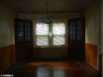 Exterior Front - Dining Room