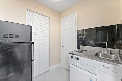 2634 Sheridan St unit 1, Hollywood, FL 33020 - photo 3