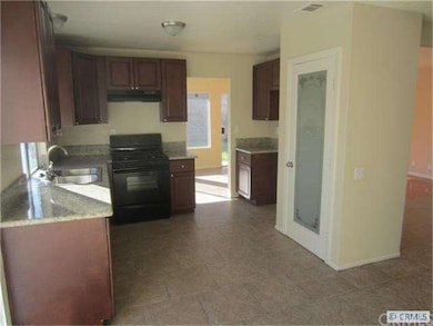 4850 Cambridge Ave, San Bernardino, CA 92407 - photo 2