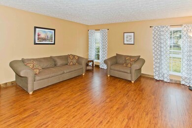 5 Living Room