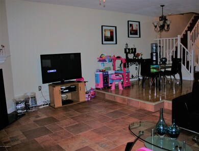 105 Lexington Cir, Matawan, NJ 07747 - photo 7