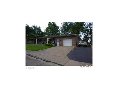 Extended parking pad 90x107lot