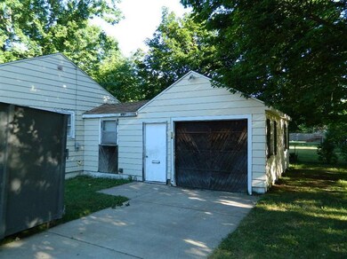 523 Suffolk St, Lowell, MI 49331 - photo 2