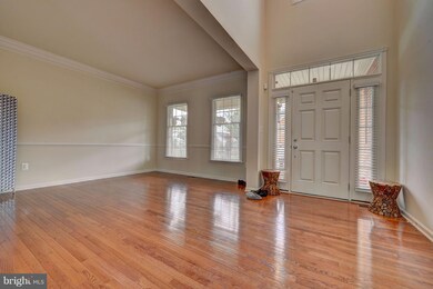 22935 Weybridge Square, Broadlands, VA 20148 - photo 4