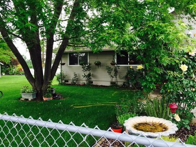 239 W Gregory Rd, Central Point, OR 97502 - photo 2