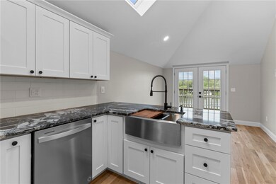 376 Arnolds Neck Dr, Warwick, RI 02886 - photo 6